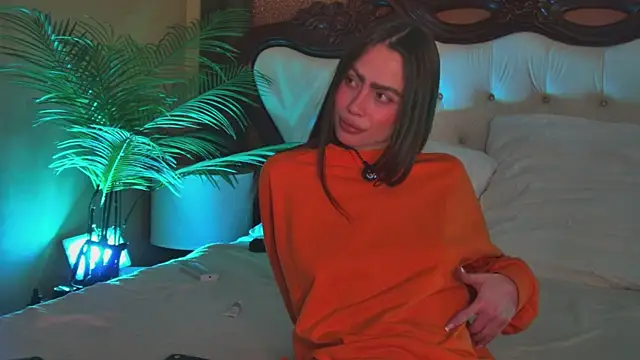 Snapshot of Amanda_River chatting on March 2026 07:42:01 PM Amanda River online show from March 2026 07:42:01 PM