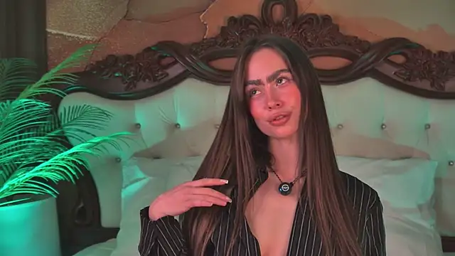 Snapshot of Amanda_River chatting on April 2026 09:20:02 PM Amanda River online show from April 2026 09:20:02 PM