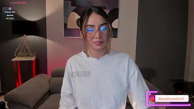 Snapshot of MaddisonCollins chatting on December 2025 11:15:02 AM MaddisonCollins online show from December 2025 11:15:02 AM