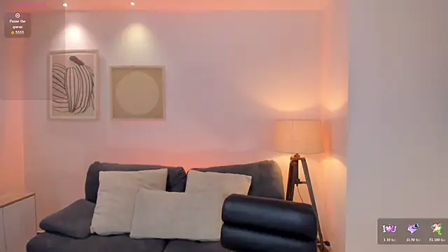 Snapshot of MaddisonCollins chatting on April 2026 07:25:01 PM MaddisonCollins online show from April 2026 07:25:01 PM