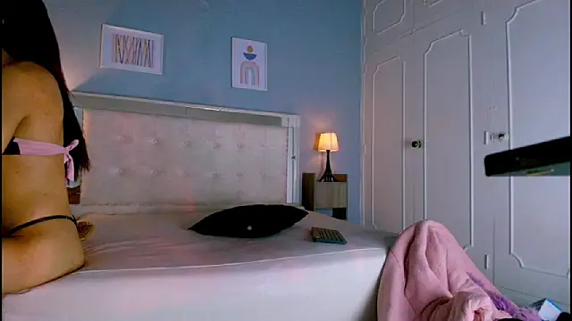 Snapshot of Emily_Castillo_1 chatting on March 2025 04:24:02 AM Emily Castillo 1 online show from March 2025 04:24:02 AM