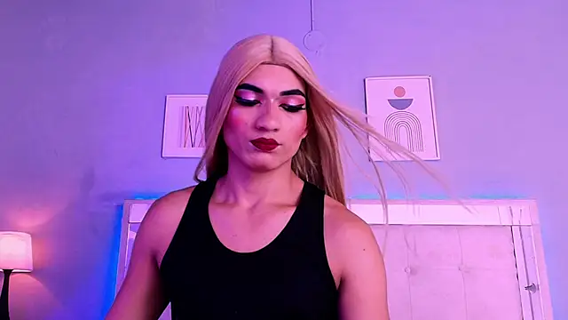 Snapshot of Emily_Castillo_1 chatting on September 2025 04:34:02 AM Emily Castillo 1 online show from September 2025 04:34:02 AM