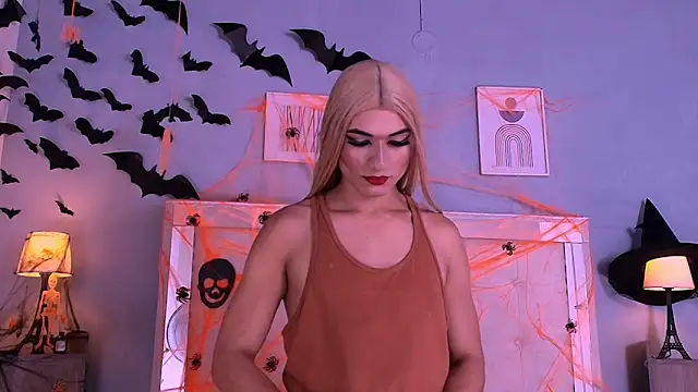 Snapshot of Emily_Castillo_1 chatting on October 2025 05:41:02 AM Emily Castillo 1 online show from October 2025 05:41:02 AM