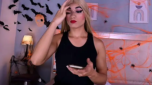 Snapshot of Emily_Castillo_1 chatting on October 2025 04:57:02 AM Emily Castillo 1 online show from October 2025 04:57:02 AM