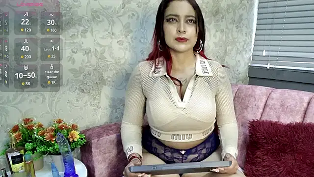 Snapshot of Sarah917 chatting on March 2025 07:17:01 PM Sarah917 online show from March 2025 07:17:01 PM