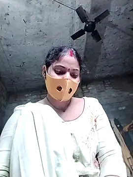 Maidangirl online show from September 2025 03:52:01 AM