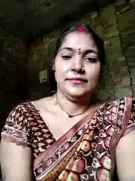 Maidangirl online show from September 2025 03:43:01 AM