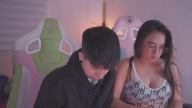 Snapshot of tommy_blue chatting on November 2025 02:53:02 PM tommy blue online show from November 2025 02:53:02 PM