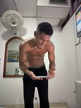 Snapshot of LexiAndDeker chatting on February 2026 06:00:02 PM LexiAndDeker online show from February 2026 06:00:02 PM