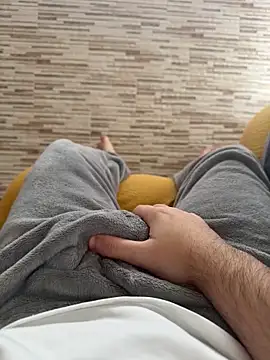 Snapshot of ategurl192 chatting on April 2026 06:25:01 AM ategurl192 online show from April 2026 06:25:01 AM