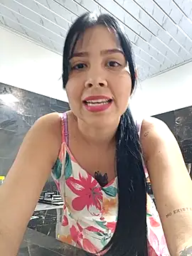 Snapshot of Candy-Body chatting on March 2025 09:17:01 PM Candy-Body online show from March 2025 09:17:01 PM