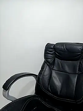 Snapshot of Candy-Body chatting on March 2025 10:16:01 PM Candy-Body online show from March 2025 10:16:01 PM