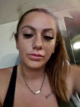 Jennifer24    online show from September 2025 09:45:02 AM