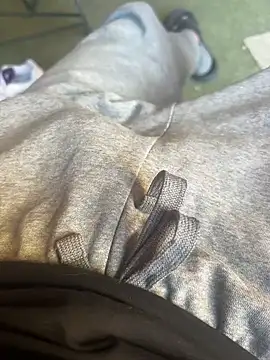 Snapshot of sohasenki chatting on April 2026 03:09:02 PM sohasenki online show from April 2026 03:09:02 PM