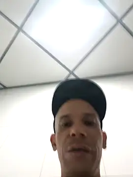 karlossan24 online show from March 2026 04:28:02 AM