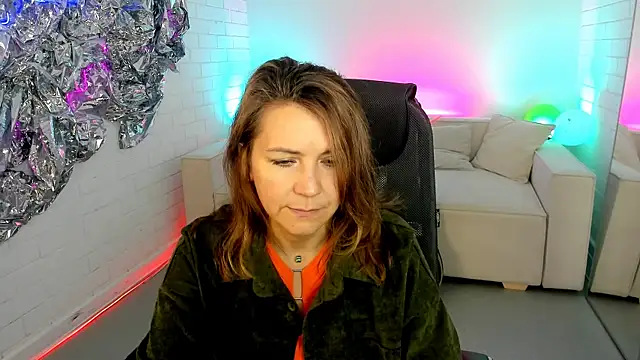 NicoleHitman online show from September 2025 05:18:02 AM