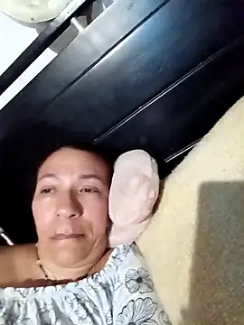 Snapshot of Antonela45 chatting on November 2025 12:33:01 AM Antonela45 online show from November 2025 12:33:01 AM