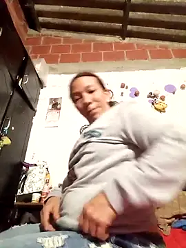 Snapshot of Antonela45 chatting on December 2025 03:04:01 AM Antonela45 online show from December 2025 03:04:01 AM