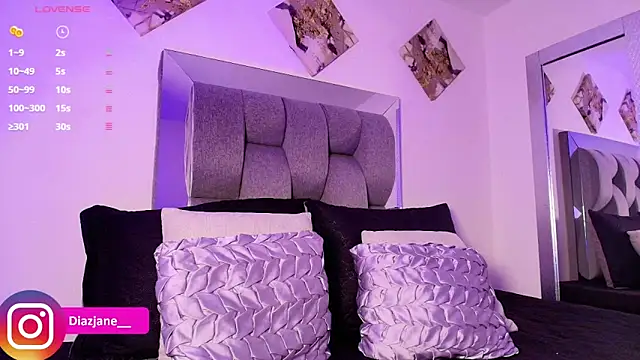 Janediazz online show from April 2026 12:33:01 AM