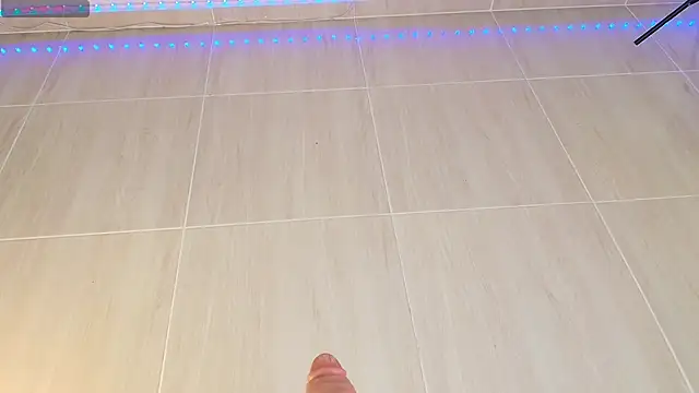 Snapshot of Vivi_luv chatting on March 2025 07:35:02 AM Vivi luv online show from March 2025 07:35:02 AM