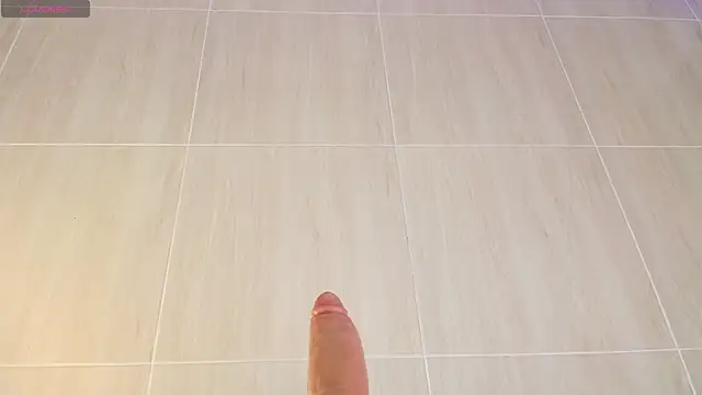 Snapshot of Vivi_luv chatting on March 2025 08:45:01 AM Vivi luv online show from March 2025 08:45:01 AM