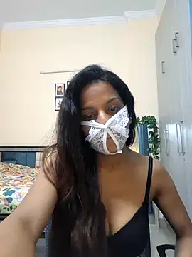 Queen Ayeshaa online show from March 2025 07:49:02 PM