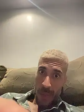 Snapshot of rodric-xxl chatting on November 2025 12:11:02 AM rodric-xxl online show from November 2025 12:11:02 AM