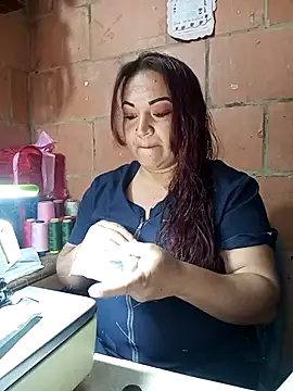 Snapshot of isis_milove chatting on March 2026 01:04:02 PM isis milove online show from March 2026 01:04:02 PM