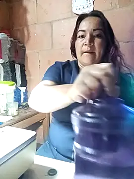 Snapshot of isis_milove chatting on March 2026 11:05:01 AM isis milove online show from March 2026 11:05:01 AM