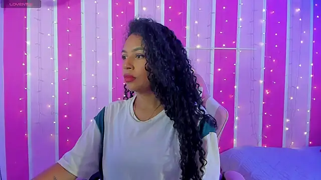 Snapshot of Sasha_rd chatting on November 2025 01:22:01 PM Sasha rd online show from November 2025 01:22:01 PM