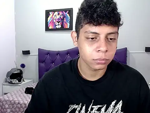 Alejandroo 22 online show from September 2025 01:25:02 PM