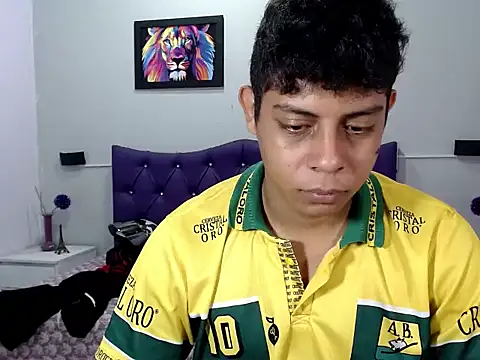 Alejandroo 22 online show from September 2025 02:55:01 PM