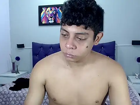 Alejandroo 22 online show from October 2025 01:30:01 PM