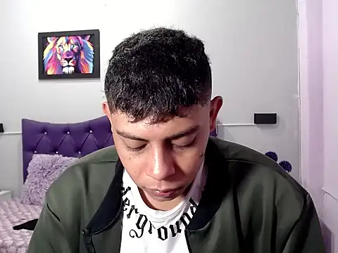 Alejandroo 22 online show from October 2025 01:33:02 PM
