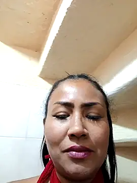 Snapshot of Ariana_Rodriguez chatting on March 2025 06:07:01 PM Ariana Rodriguez online show from March 2025 06:07:01 PM