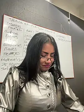 Snapshot of Ariana_Rodriguez chatting on March 2025 03:25:02 PM Ariana Rodriguez online show from March 2025 03:25:02 PM