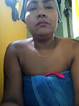 Snapshot of Ariana_Rodriguez chatting on November 2025 03:25:01 PM Ariana Rodriguez online show from November 2025 03:25:01 PM