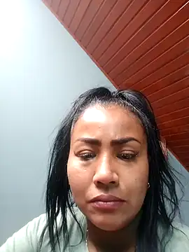 Snapshot of Ariana_Rodriguez chatting on November 2025 11:49:01 AM Ariana Rodriguez online show from November 2025 11:49:01 AM