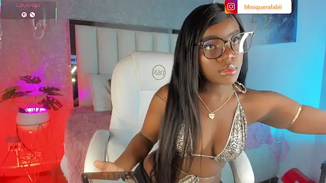 Snapshot of NainaDeiviss chatting on September 2025 02:54:02 AM NainaDeiviss online show from September 2025 02:54:02 AM