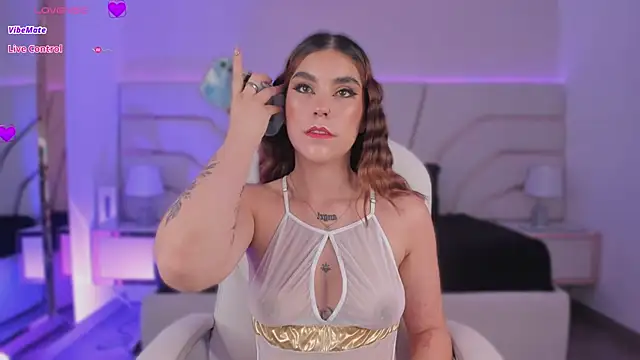 Snapshot of Violeta-Marquez chatting on March 2025 11:51:01 AM Violeta-Marquez online show from March 2025 11:51:01 AM