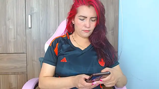Snapshot of nanis_milf chatting on July 2026 02:43:02 PM nanis milf online show from July 2026 02:43:02 PM