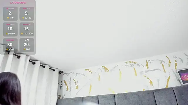 Cristal Velle online show from November 2025 03:08:02 PM