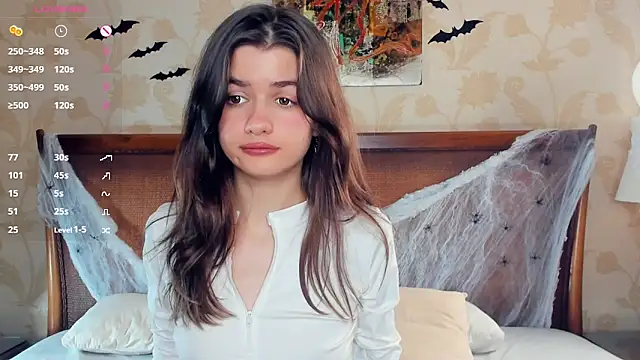 Snapshot of CathrynCovil chatting on November 2025 09:00:02 AM CathrynCovil online show from November 2025 09:00:02 AM