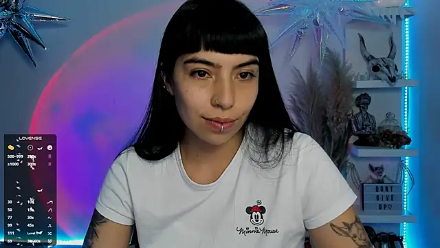 Saraa Desiree online show from March 2025 03:06:01 AM