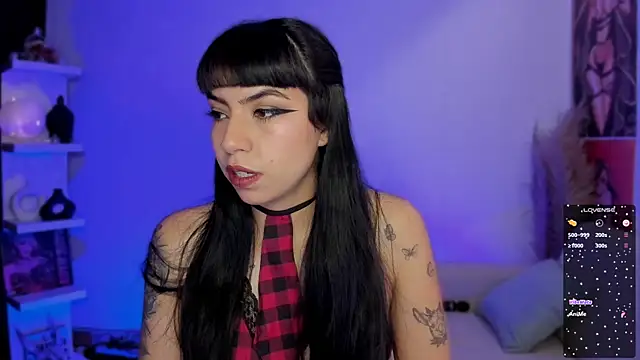 Saraa Desiree online show from October 2025 04:14:02 PM