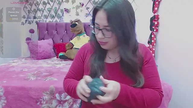 Snapshot of Anny__cute chatting on September 2025 08:30:01 PM Anny  cute online show from September 2025 08:30:01 PM