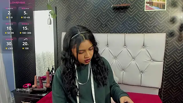 Snapshot of Devil_AliceXo chatting on March 2026 08:23:01 PM Devil AliceXo online show from March 2026 08:23:01 PM