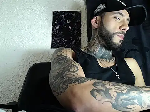Snapshot of dante_d_angelo_ chatting on September 2025 03:43:02 AM dante d angelo online show from September 2025 03:43:02 AM
