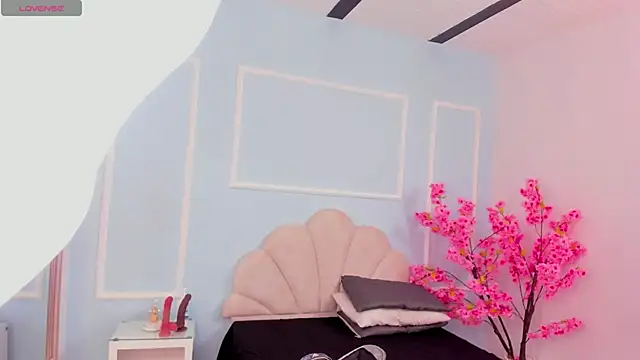 Candaceoweens online show from March 2025 07:42:02 PM