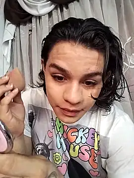 Moonroxe  online show from March 2025 05:13:02 PM